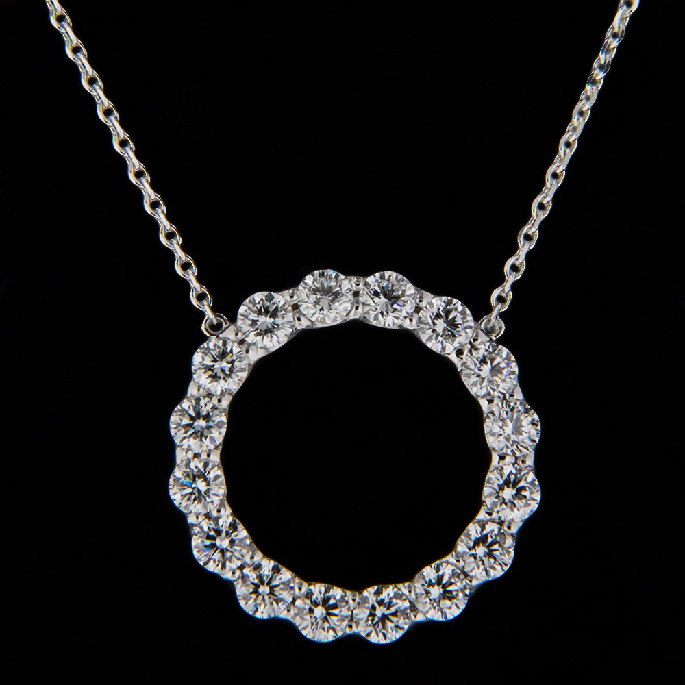 Diamond circlet pendant