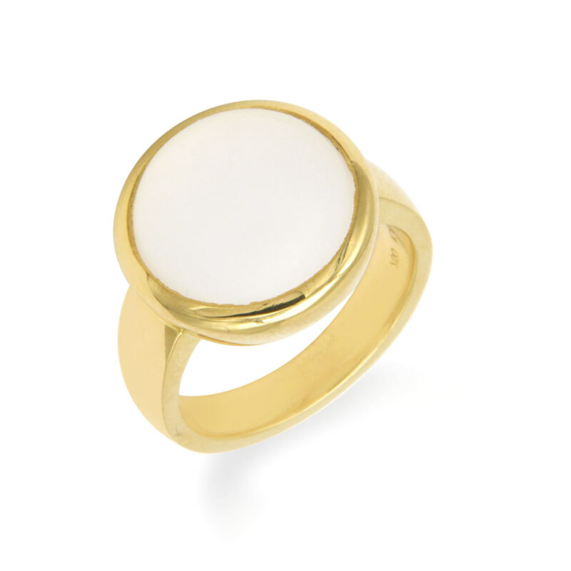 Matt Rock Crystal in a Yellow Gold Ring
