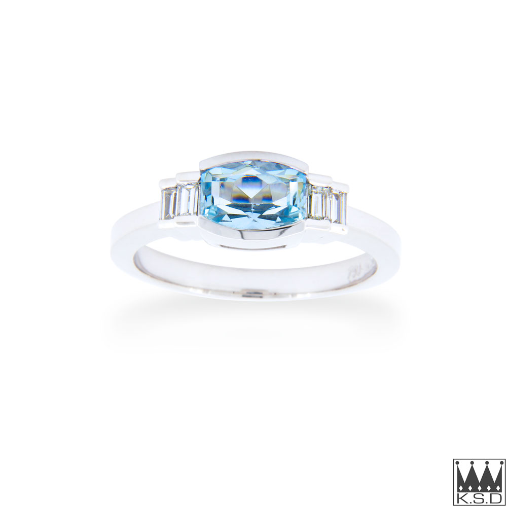 Aquamarine and Diamond Five Stone Gold Ring