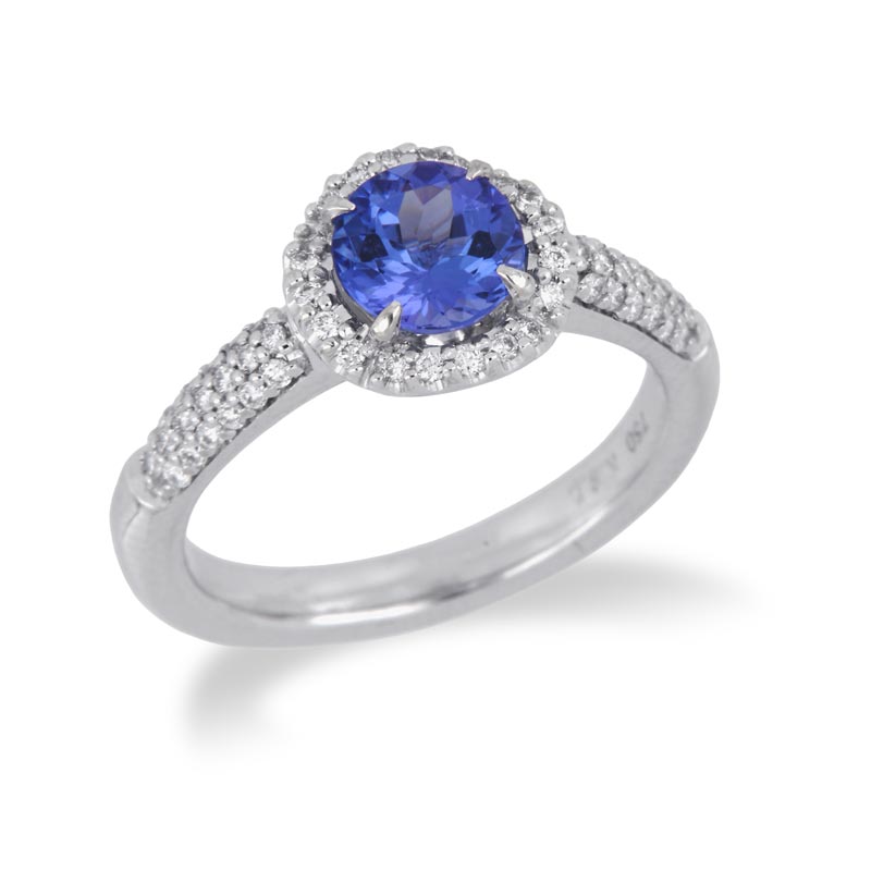 Tanzanite and diamond ring