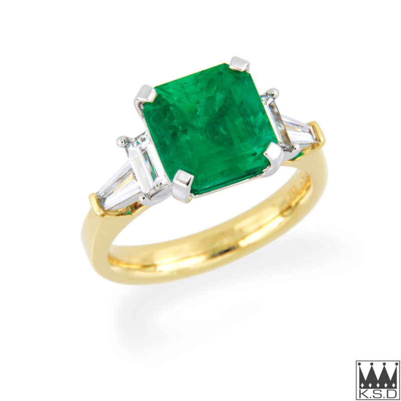 Natural Columbian Emerald and Diamond Five Stone Ring